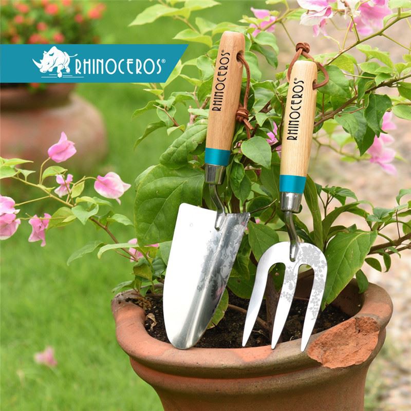 Ce cadou bun pentru un grădinar