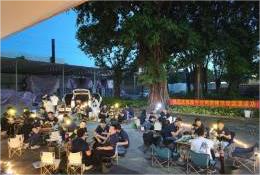 Reuniunea echipei de colegi din Departamentul de fabricație Rhinoceros